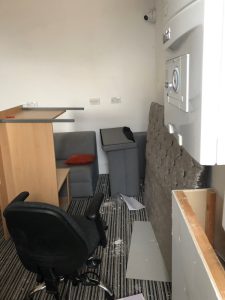 Lounge before makeover